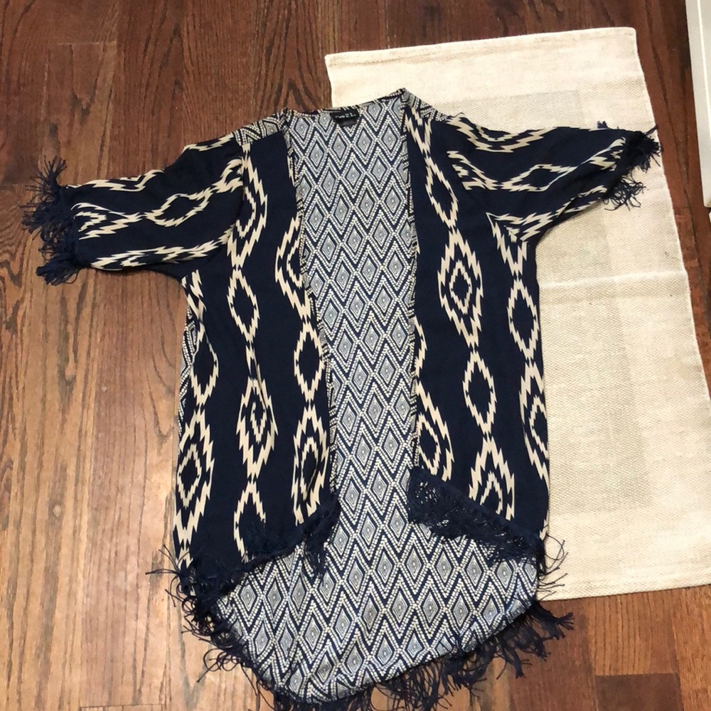 Kimono with fringe